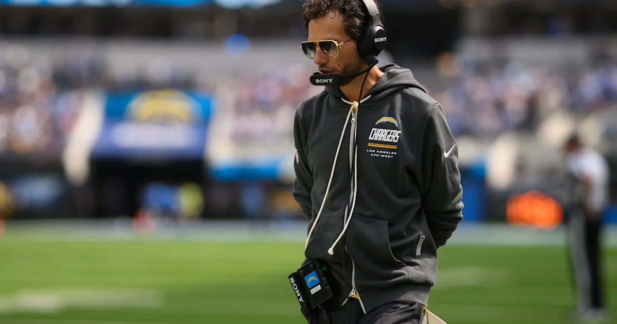 Jim Harbaugh defends offensive coordinator Mike McDaniel after Justin Herbert's struggles as Chargers fall to 0-4