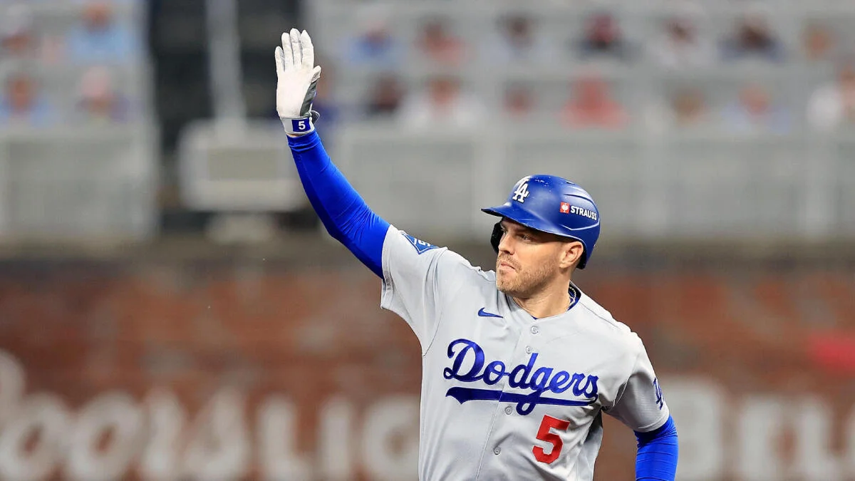 MLB playoffs feature four possible clinching games; NFL Week 5 Power Rankings released