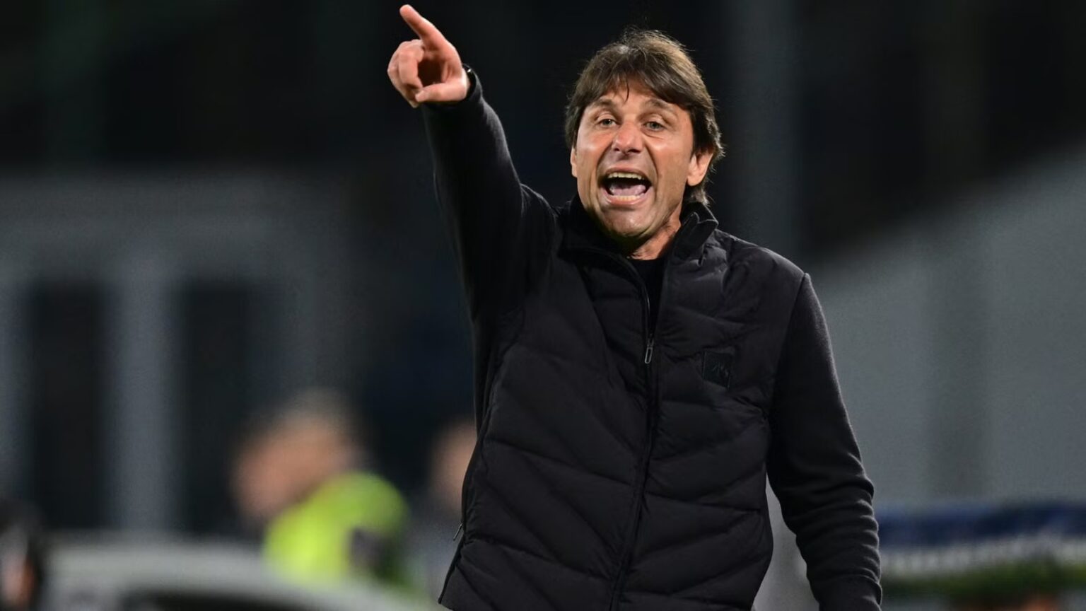 Man Utd line up move to hire "the Premier League’s best coach"