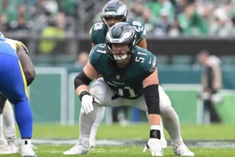 Ravens acquire Eagles' star offensive lineman in blockbuster trade
