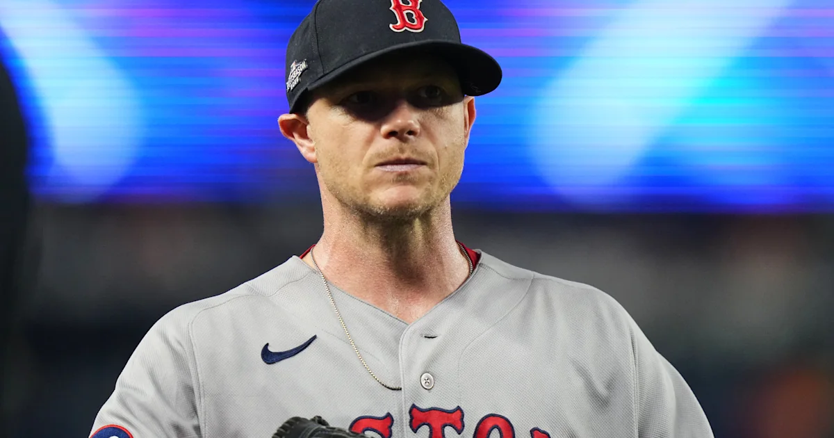 Red Sox veterans Sonny Gray and Willson Contreras critique team's decision-making after Yankees elimination