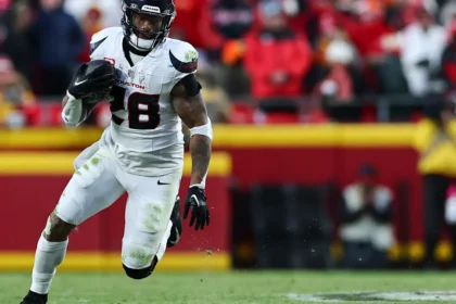 Seahawks reportedly signing former Bengals, Texans RB Joe Mixon, who missed 2025 season with foot injury