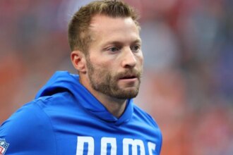 Sean McVay addresses Rams coaches trading obscene gestures with Eagles fans