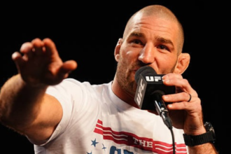 Sean Strickland Threatens to Vacate UFC Title and Move to 205 if Pay Doesn't Improve