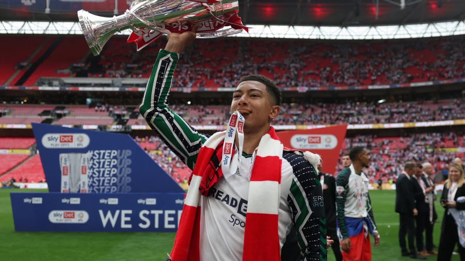 Sunderland must replace Xhaka with the new Jobe Bellingham