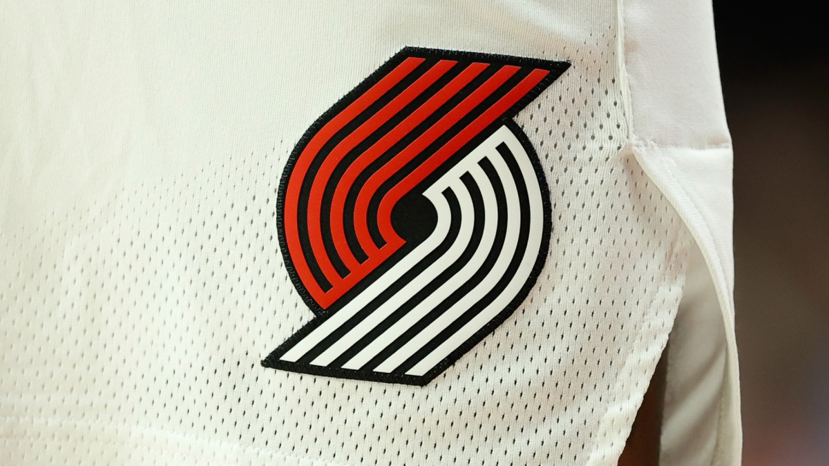 Trail Blazers fire new announcer hours after hiring him due to teen social media posts