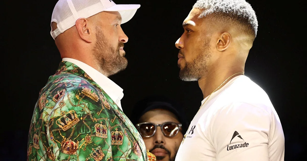Tyson Fury calls Anthony Joshua a 'bum' he must beat to get Oleksandr Usyk trilogy fight