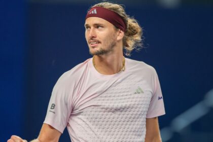 Zverev beats Bublik to reach Shanghai Masters quarters