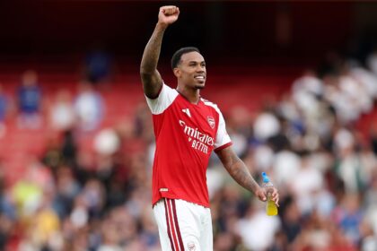 “I’m there” – Arsenal star makes his promise to fans after crucial mistake