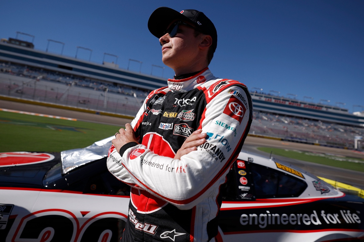 Christopher Bell frustrated after mechanical issue ruins chance in Las Vegas race