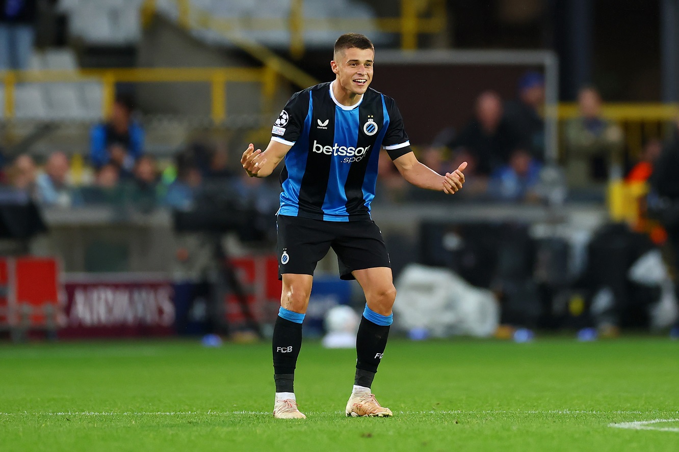 Five Premier League clubs in attendance to watch 12 goal striker bag another triple