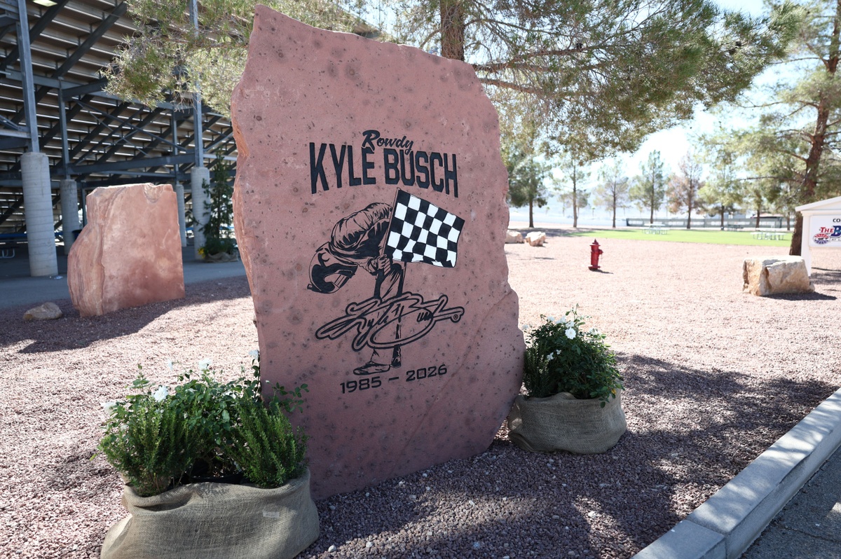 Las Vegas honors Kyle Busch with memorial rock and multiple tributes
