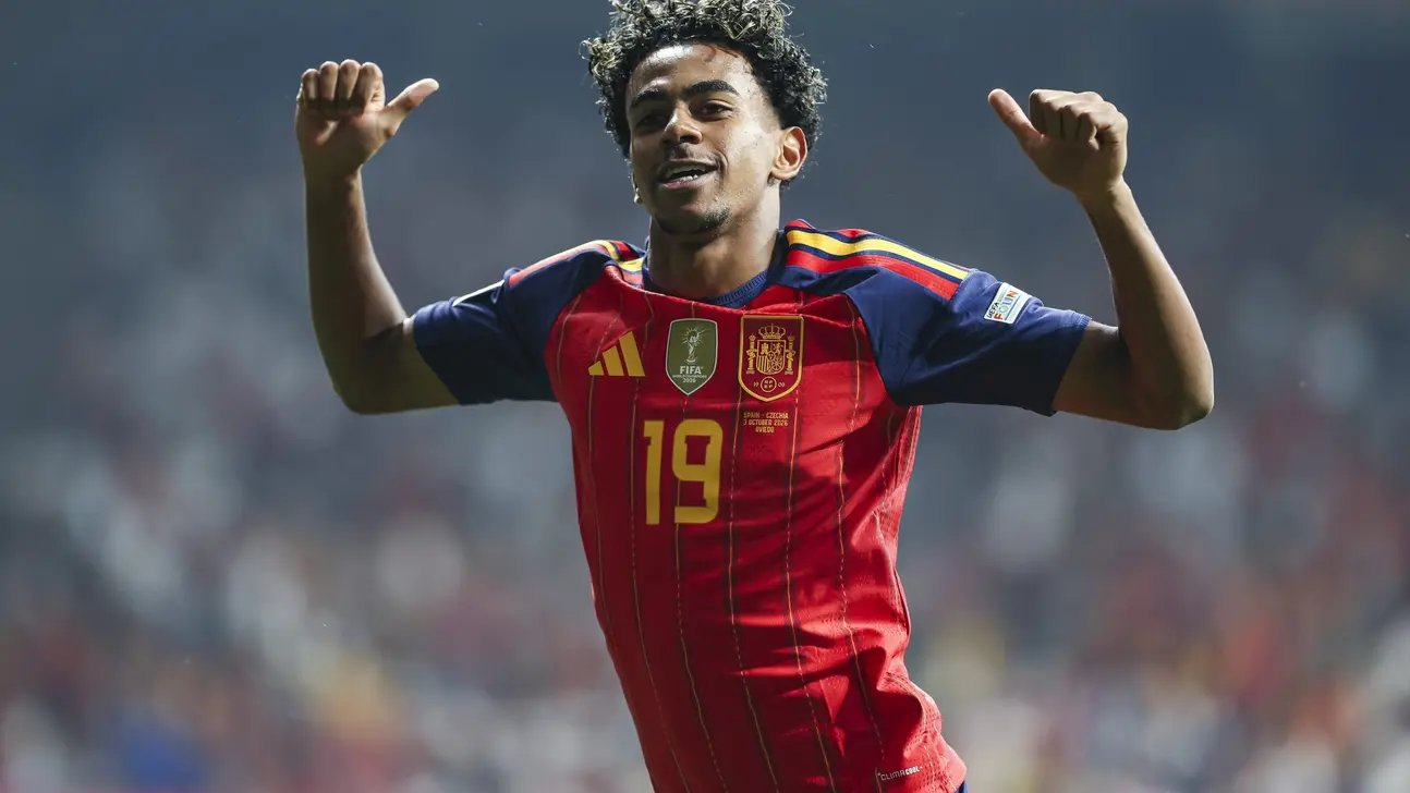Lamine Yamal Scores Stunning Goal as Spain Remains Unbeaten