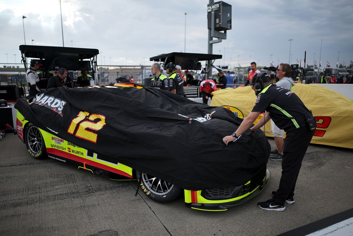 NASCAR Cup Kansas Chase race lineup set as rain cancels qualifying again